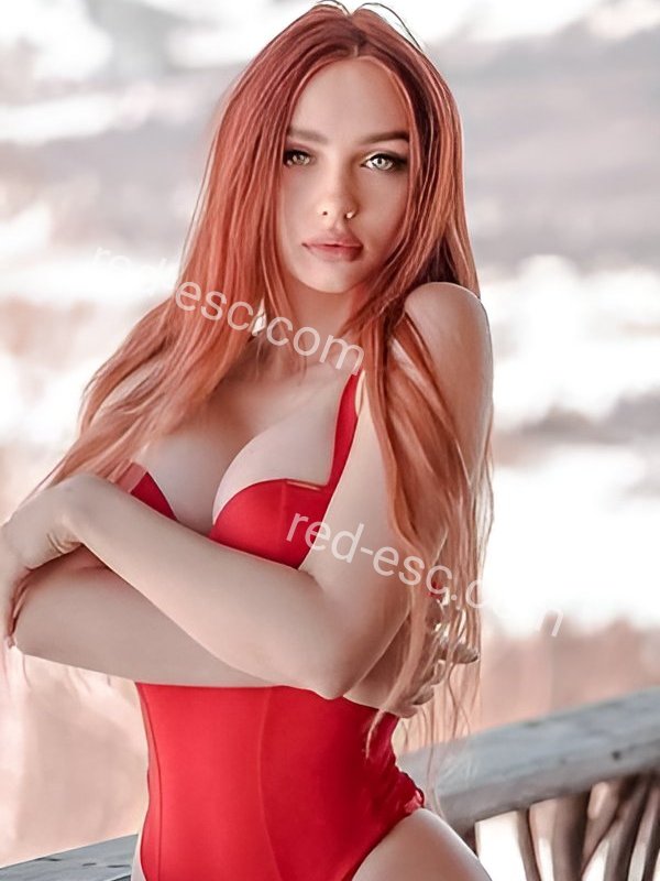 Лена — Бабушкин