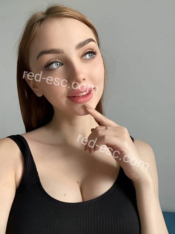 Лена — Бабушкин